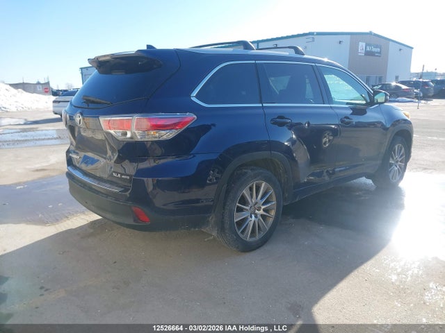 5TDJKRFH8FS174310 Toyota Highlander Xle