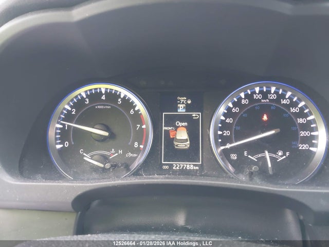 5TDJKRFH8FS174310 Toyota Highlander Xle