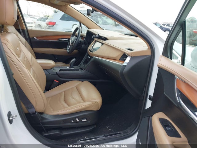 1GYKNFRS2HZ175515 Cadillac Xt5 Platinum