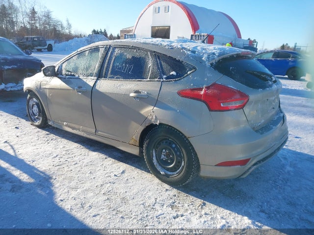 Ford FOCUS SE 2015 1FADP3K21FL359402 Image 3