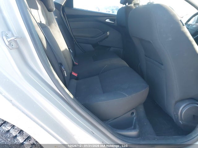 Ford FOCUS SE 2015 1FADP3K21FL359402 Image 8