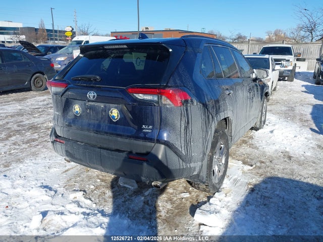 2T3R1RFV3PW384583 Toyota Rav4 Xle