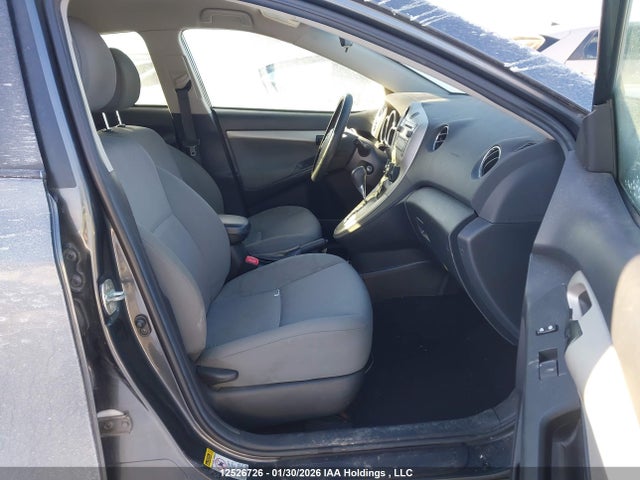 12526726 :رقم المزاد ، 2T1KU4EE3AC400201 vin ، 2010 Toyota Corolla Matrix مزاد بيع