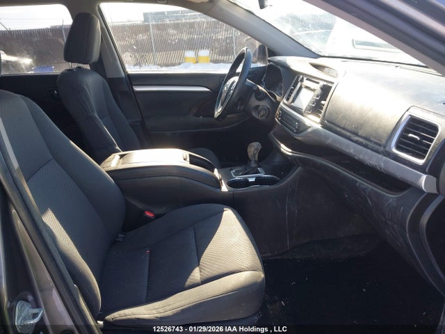Продажа на аукционе авто 2014 Toyota Highlander Le, vin: 5TDBKRFH4ES053261, номер лота: 12526743