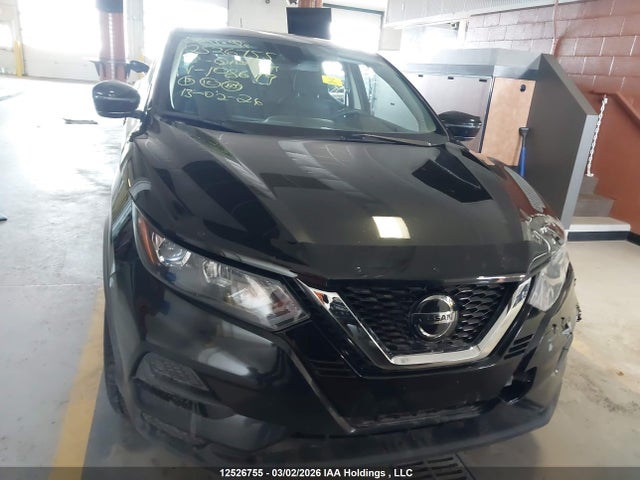 JN1BJ1AW8PW108679 Nissan Qashqai S