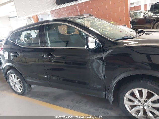 JN1BJ1AW8PW108679 Nissan Qashqai S