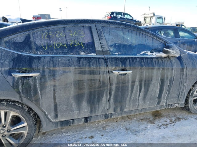 KMHD84LF2HU104734 Hyundai Elantra Se/value/limited