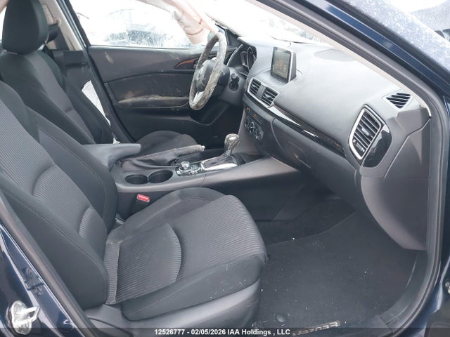 3MZBM1V72FM236158 Mazda 3 TOURING