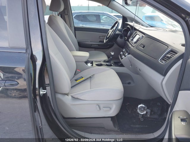 12526782 :رقم المزاد ، KNDMB5C17K6474122 vin ، 2019 Kia Sedona Lx مزاد بيع
