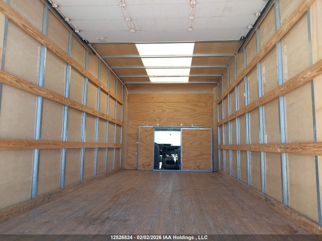 12526824 :رقم المزاد ، 1FDWE4FK6PDD11216 vin ، 2023 Ford Econoline E450 Super Duty Cutaway Van مزاد بيع