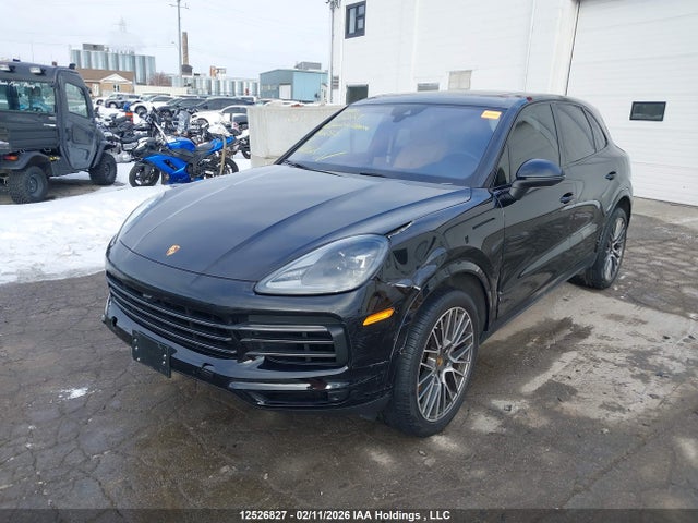 Porsche Cayenne Platinum Edition 2023 WP1AA2AY8PDA02565 Image 2