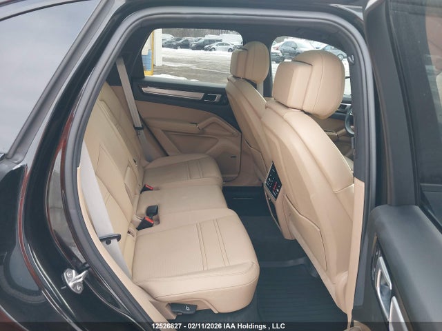 Porsche Cayenne Platinum Edition 2023 WP1AA2AY8PDA02565 Image 8