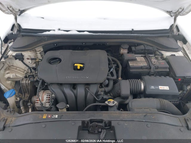KMHD84LF7HU228417 Hyundai ELANTRA GL