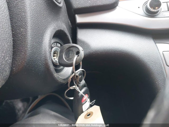 KMHD84LF7HU228417 Hyundai ELANTRA GL