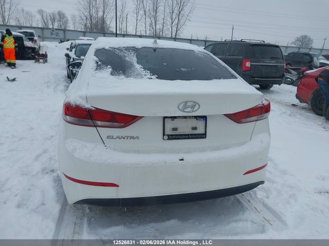 KMHD84LF7HU228417 Hyundai ELANTRA GL