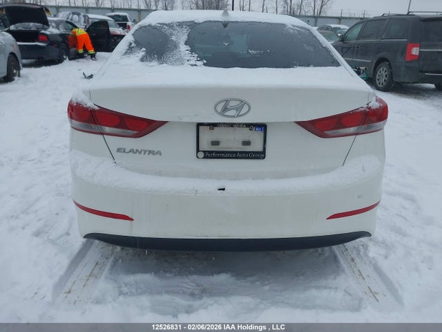 KMHD84LF7HU228417 Hyundai ELANTRA GL