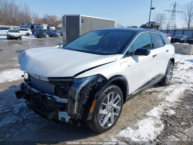 3GYK3DMR2SS222237 Cadillac Optiq Luxury 2 Awd