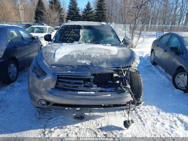 JN8CS1MW7GM752328 Infiniti QX70