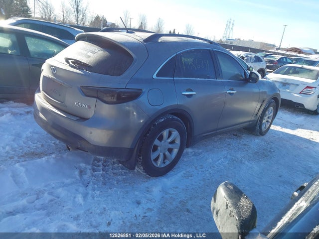 JN8CS1MW7GM752328 Infiniti QX70
