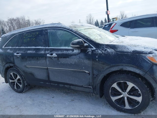 5XYPHDA52JG359998 KIA Sorento
