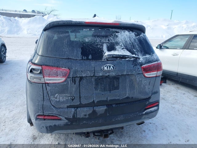 5XYPHDA52JG359998 KIA Sorento