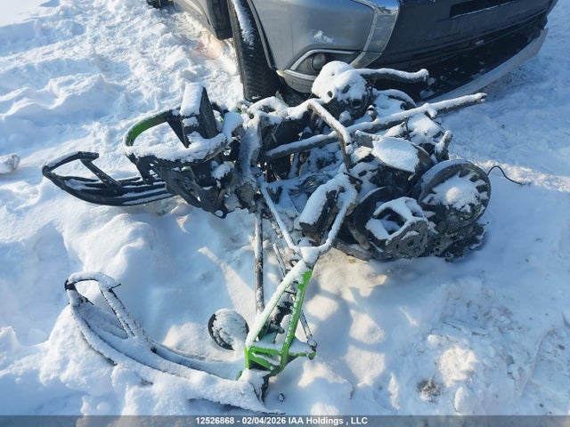 4UF18SNWXJT110875 Arctic Cat Arctic Cat