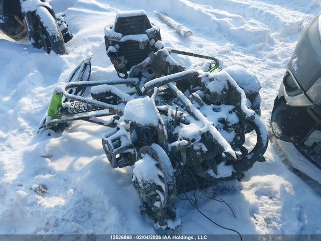 4UF18SNWXJT110875 Arctic Cat Arctic Cat