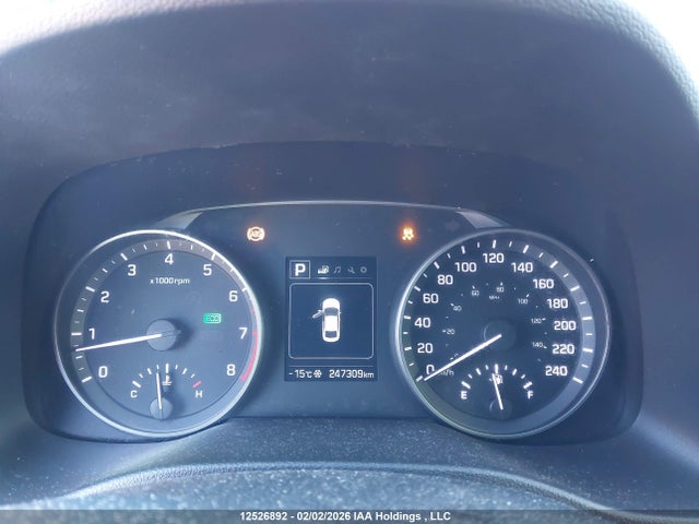 KMHD84LF2HU338727 Hyundai ELANTRA GL