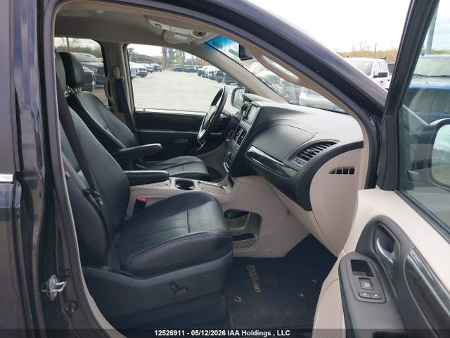 12526911 :رقم المزاد ، 2C4RDGDG4HR663018 vin ، 2017 Dodge Grand Caravan Crew مزاد بيع