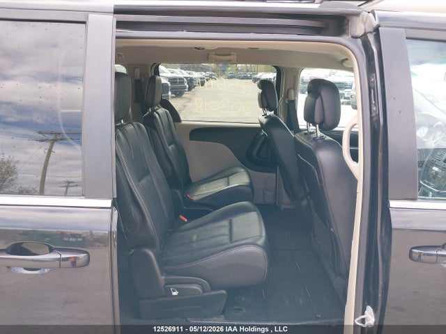 12526911 :رقم المزاد ، 2C4RDGDG4HR663018 vin ، 2017 Dodge Grand Caravan Crew مزاد بيع