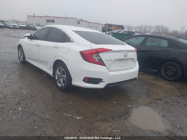 2018 Honda Civic მანქანა იყიდება აუქციონზე, vin: 2HGFC2F52JH025111, აუქციონის ნომერი: 12526915