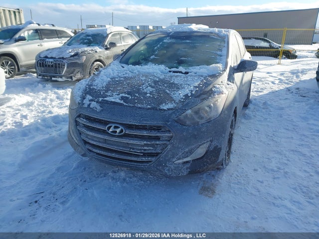 KMHD35LH3HU374898 Hyundai Elantra Gt Se