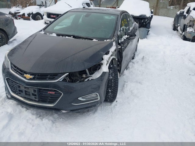 1G1BF5SM0J7112738 Chevrolet Cruze Premier Auto
