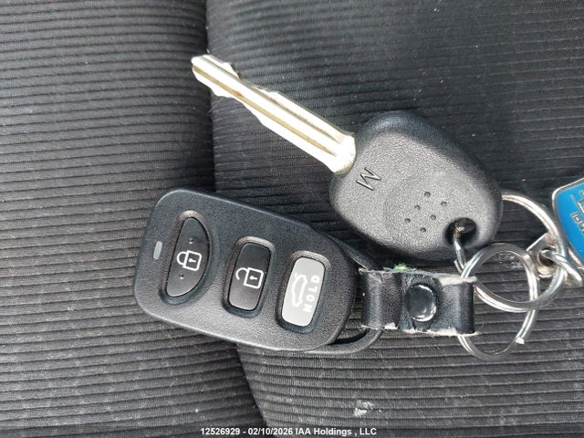 KMHD84LF1JU636742 Hyundai ELANTRA GL