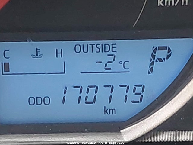2T3ZFREV9FW226640 Toyota RAV4 LE