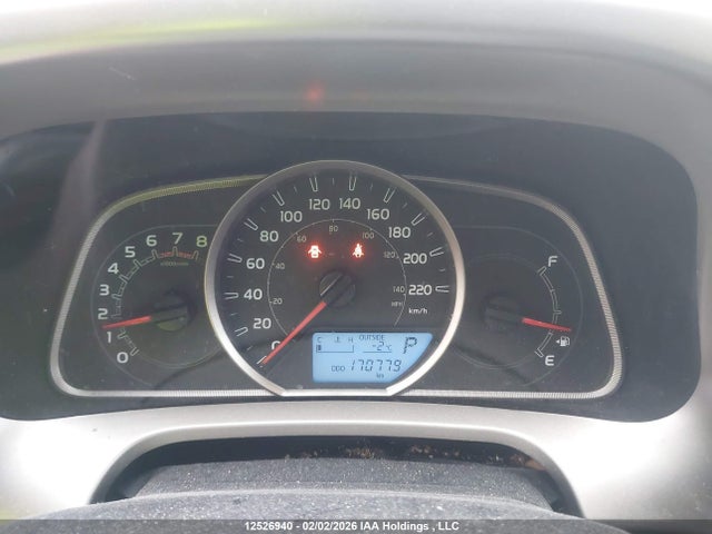 2T3ZFREV9FW226640 Toyota RAV4 LE