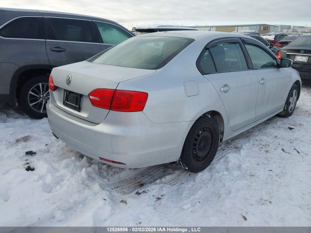 3VW2K7AJ9EM356886 Volkswagen Jetta