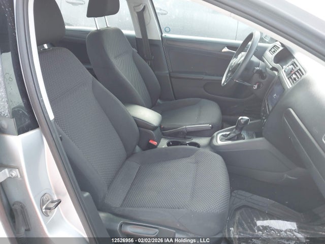 3VW2K7AJ9EM356886 Volkswagen Jetta