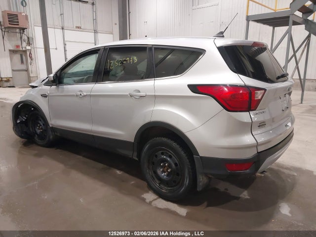 1FMCU9GD6KUC15159 Ford ESCAPE SE