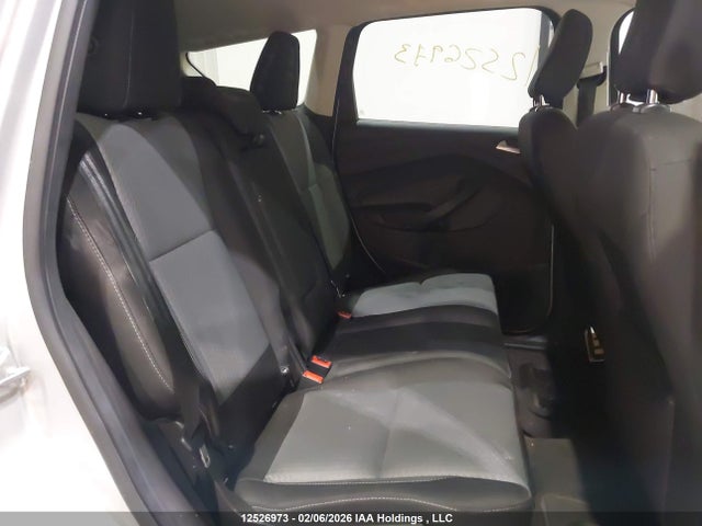 1FMCU9GD6KUC15159 Ford ESCAPE SE
