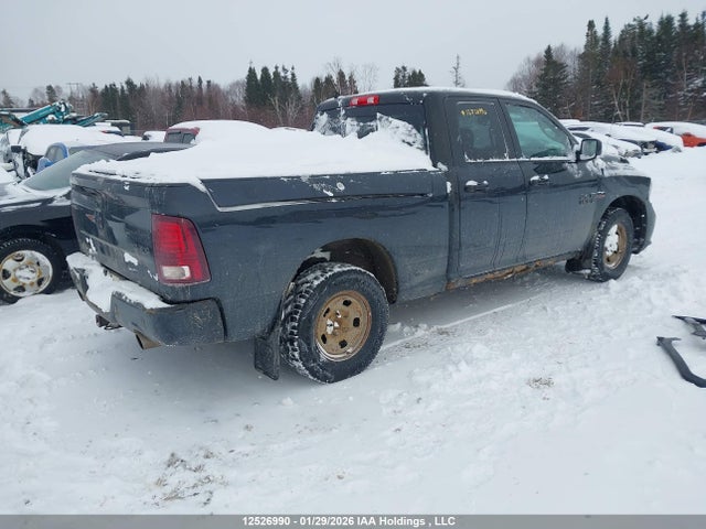 1C6RR7HT1GS229653 RAM 1500 Sport