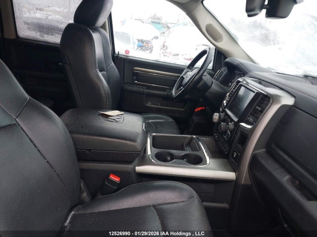 1C6RR7HT1GS229653 RAM 1500 Sport