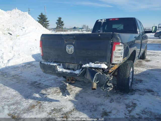 3C6UR5JL3KG518736 RAM 2500 Big Horn