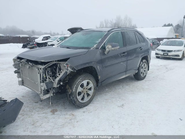 2T3B1RFV0LW109135 Toyota RAV4 LE
