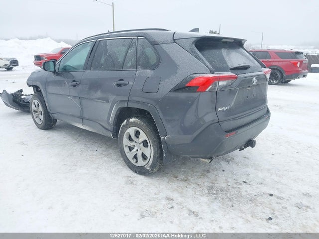 2T3B1RFV0LW109135 Toyota RAV4 LE