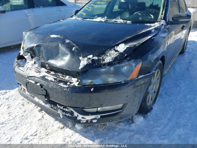 1VWCV7A3XFC045483 Volkswagen PASSAT SEL