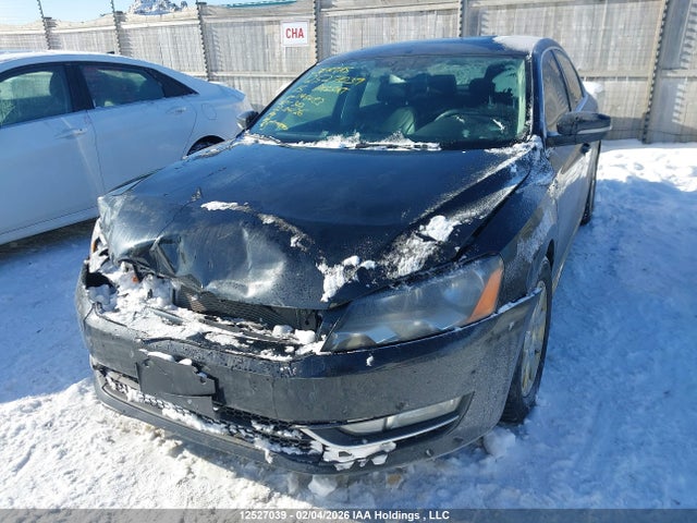 1VWCV7A3XFC045483 Volkswagen PASSAT SEL