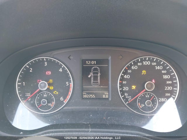 1VWCV7A3XFC045483 Volkswagen PASSAT SEL