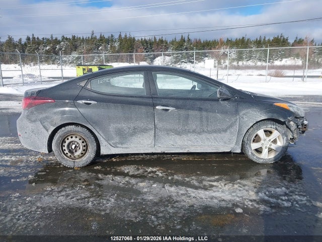 12527068 :رقم المزاد ، 5NPDH4AE2FH601952 vin ، 2015 Hyundai Elantra Gl مزاد بيع
