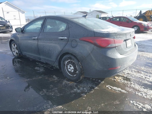 12527068 :رقم المزاد ، 5NPDH4AE2FH601952 vin ، 2015 Hyundai Elantra Gl مزاد بيع